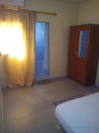 loue-chambre-toilette-mariste-big-0