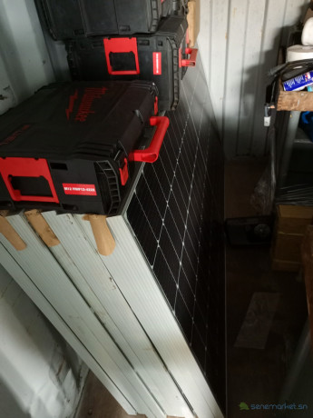 materiels-garages-panneau-solaire-big-3