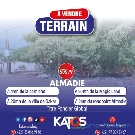 terrain-aux-almadies-big-0
