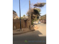 vends-tres-grande-villa-angle-de-324-mettre-carre-bati-sur-400-mettre-carre-espace-famille-cour-avant-et-autour-small-4