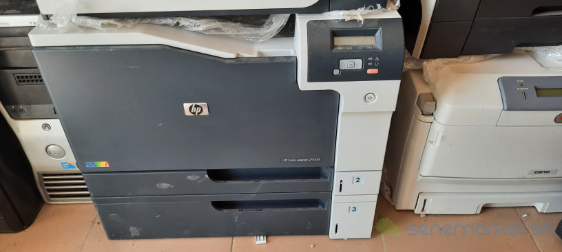 imprimante-hp-coloris-laser-jet-cp5225-big-3