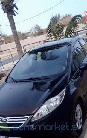 ford-fiesta-a-vendre-big-0