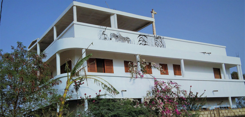 grande-villa-entierement-meublee-avec-terrasse-vue-sur-mer-a-5mn-de-la-plage-toubab-dialaw-big-0