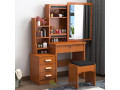 tres-belle-coiffeuse-small-0