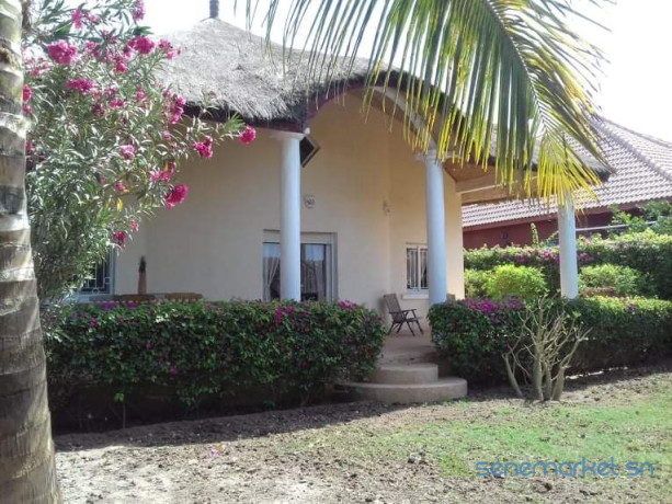 2-villas-a-vendre-dans-residence-big-0