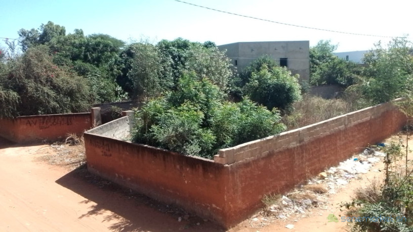 terrain-de-1124-metres-carres-a-vendre-a-ngaparou-senegal-big-4