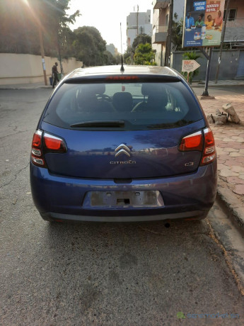 voiture-francaise-a-vendre-tres-bon-etat-big-1