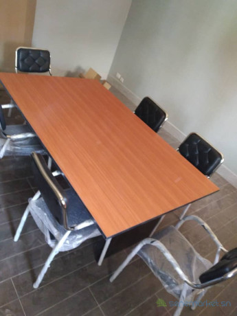 tables-de-reunions-neuves-big-1