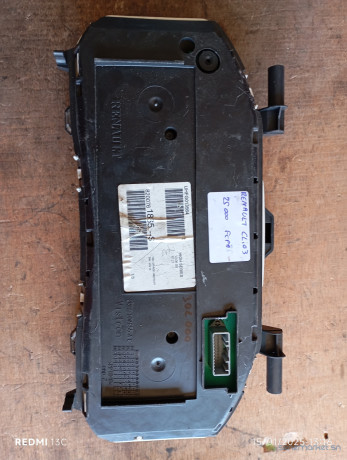 tableau-de-bord-compteur-kilometrique-renault-clio-3-big-4
