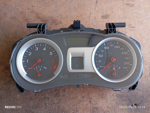 tableau-de-bord-compteur-kilometrique-renault-clio-3-big-0