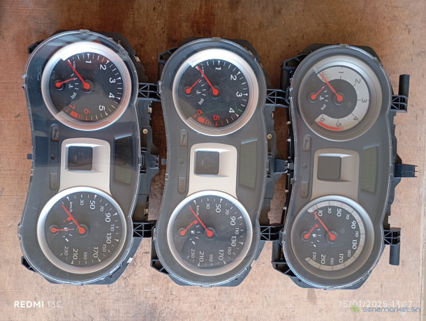 tableau-de-bord-compteur-kilometrique-renault-clio-3-big-3