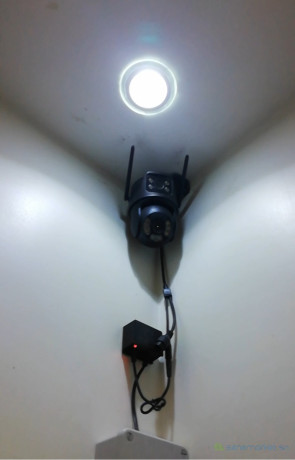 technicien-camera-de-surveillance-et-securite-electronique-big-3