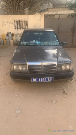 mercedes-benz-190-e-a-vendre-big-0