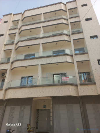 mariste-appartement-2-chambres-salon-big-0