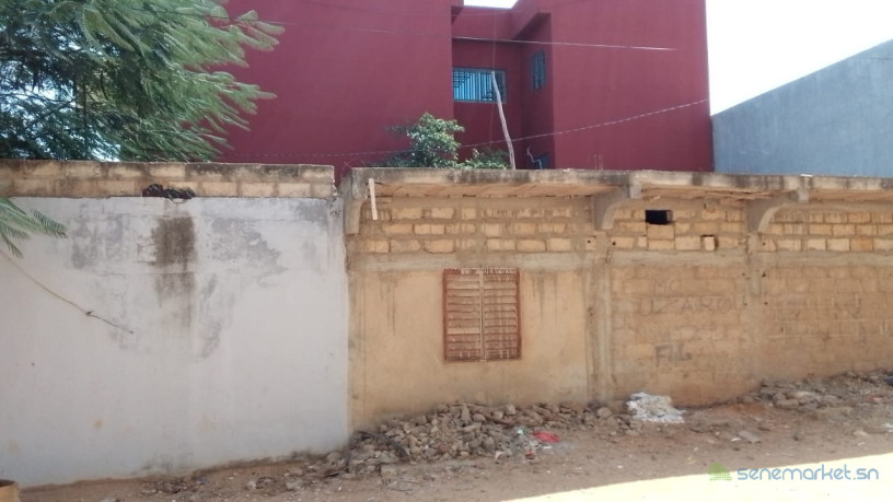 terrain-avec-batiment-a-vendre-a-mbour-senegal-big-2