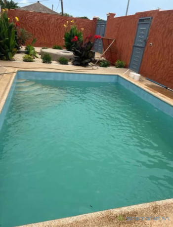 villa-de-300-metres-carres-a-vendre-a-nguerigne-senegal-big-1
