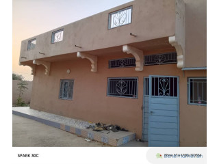 Maison de 4 chambres salon à louer à Saly Sénégal