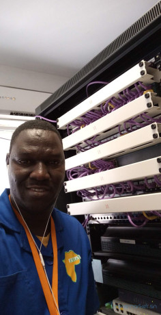 cablage-reseau-interne-telephonique-et-informatique-installation-cameras-de-surveillance-installation-systeme-de-communication-en-interne-big-1