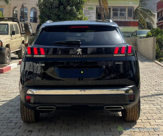 peugeot-3008-gt-line-2018-big-4