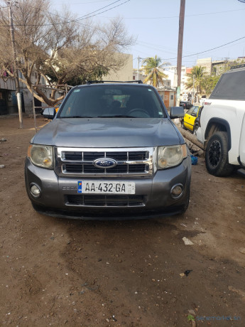 ford-escape-2012-big-0
