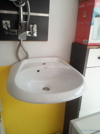 lave-main-moderne-big-0