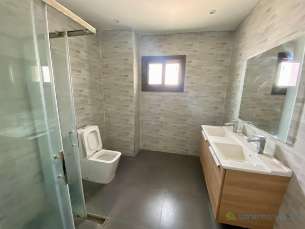 grand-3-chambres-salon-haut-standing-point-e-big-3