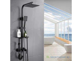 Colonne de douche noire avec douchette
