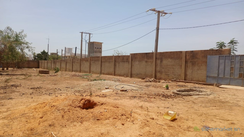 terrain-de-2000-metres-carres-a-vendre-a-nguerigne-senegal-big-1