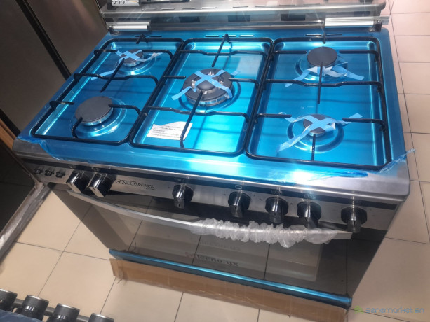 plaque-de-cuisson-et-cuisiniere-big-3