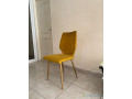 table-a-manger-pour-quatre-places-small-1