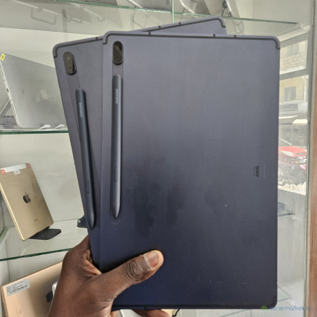 samsung-tab-s7fe-big-2