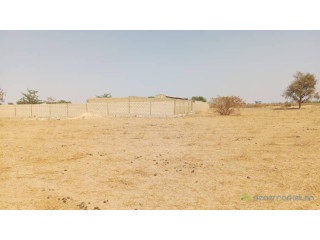 Terrain de 300 mètres carrés à vendre à Malicounda Fandane