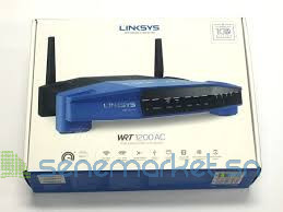 vends-linksys-wrt1200ac-super-booster-wifi-big-4