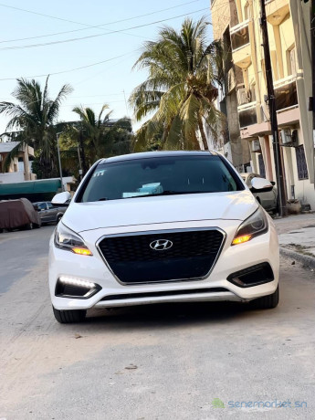 hyundai-sonata-hybride-2016-big-0