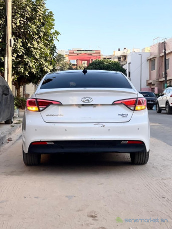 hyundai-sonata-hybride-2016-big-2