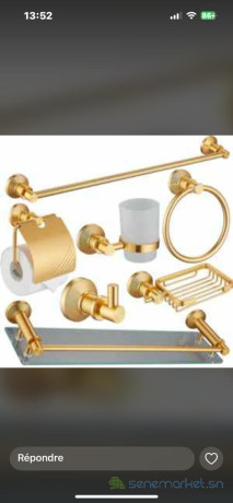 accessoires-de-douche-dore-noir-et-allu-big-1