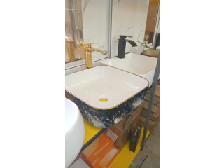 Vasque + robinet mitigeur et les accessoires d'installations