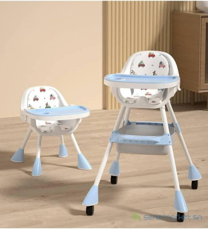chaise-haute-pour-bebe-avec-petite-table-big-0