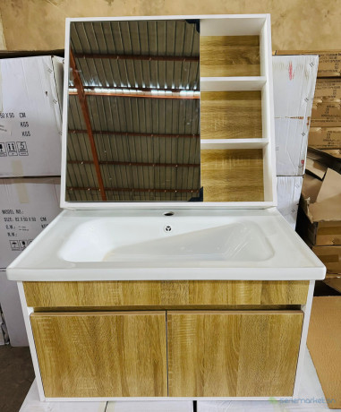 vasque-sur-meuble-lavabo-robinet-mitigeur-ou-simple-differents-et-modeles-qualites-big-4