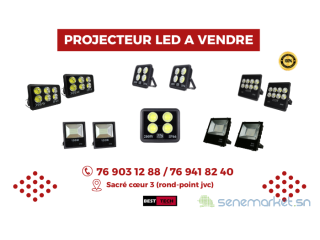 DES PROJECTEURS LED ELECTRIQUES IP66 EN VENTE AU SENEGAL