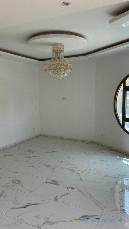 appartement-de-type-f4-aux-mamelles-dans-la-cite-cheikh-amar-big-1