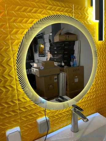 miroir-led-cadre-rond-design-et-moderne-big-0