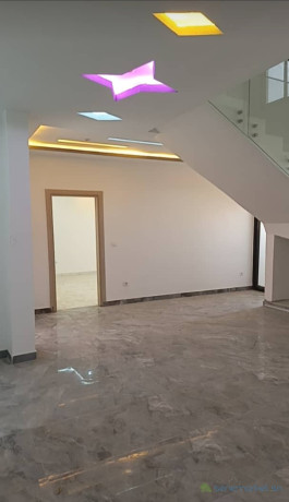 duplex-f5-aux-mamelles-dans-la-cite-cheikh-amar-au-5eme-etage-04-chambres-salon-big-4