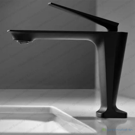 robinet-mitigeur-pour-lavabo-differents-modeles-salle-de-bain-elegante-big-1