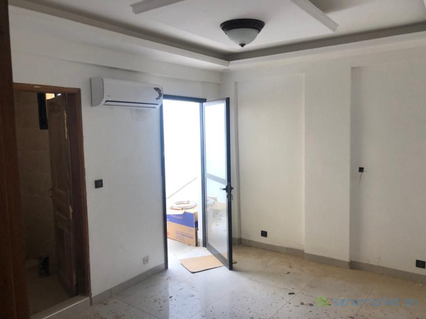 app-3-chambres-salon-a-louer-big-0
