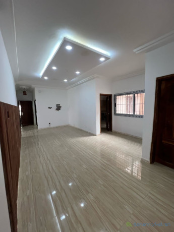 appartement-4-chambres-salon-a-louer-aux-almadies-big-0