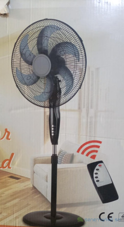 ventilateur-avec-telecommande-big-1