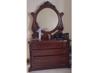Coiffeuse à vendre