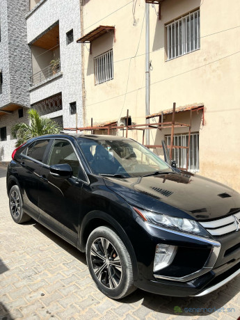 mitsubishi-eclipsse-cross-es-big-1
