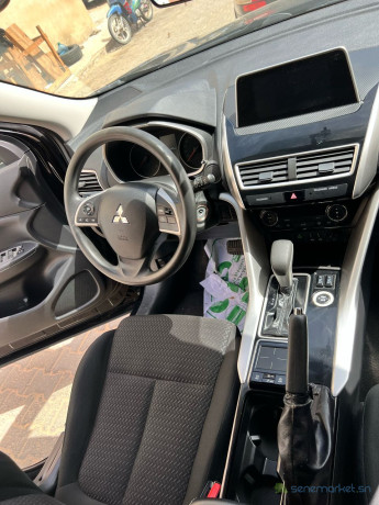 mitsubishi-eclipse-cross-44-venant-2018-big-3
